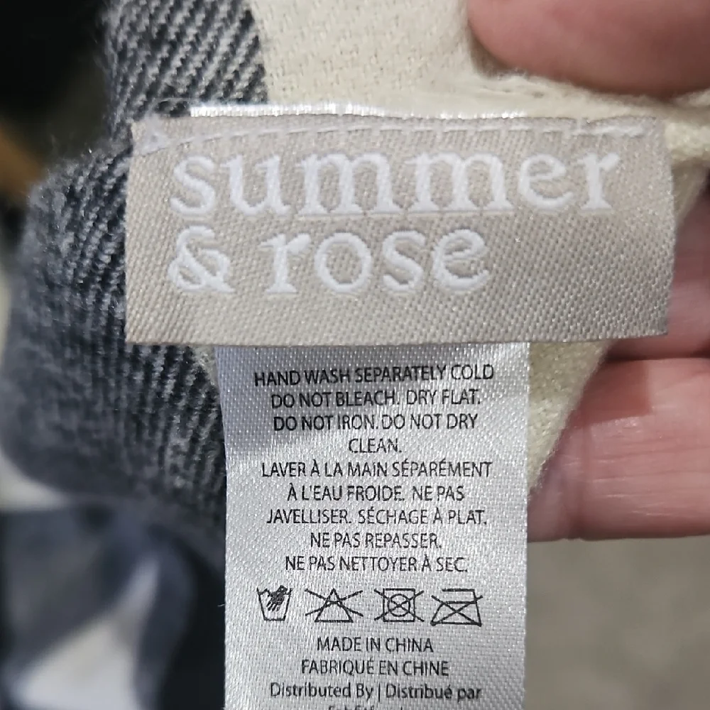 Summer & Rose Black and White Plaid Scarf / Shawl - Picture 2 of 6